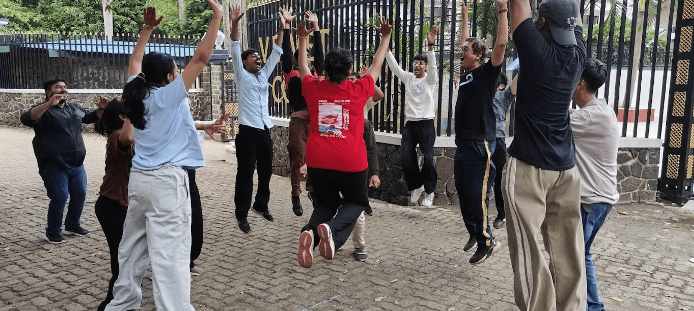 Outdoor Team Challenges & High-Fives